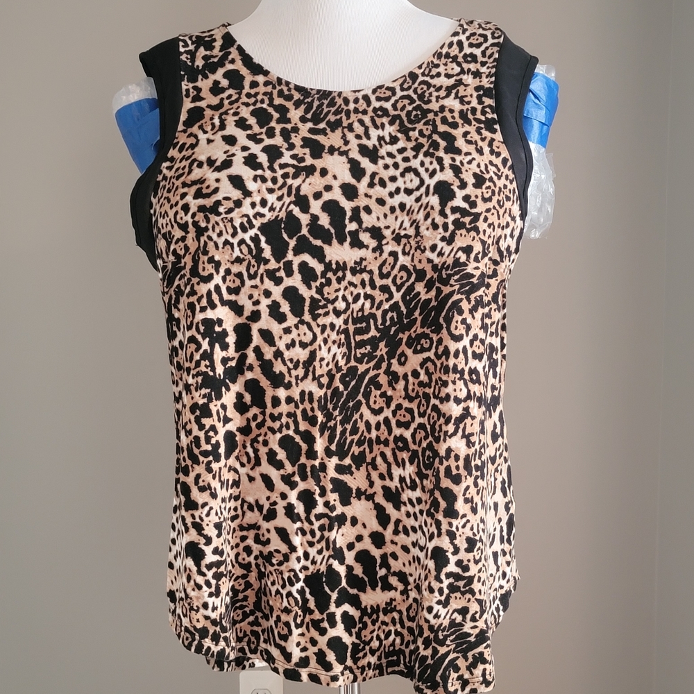 W5 Sleeveless Animal Print Tank Top - Size XL